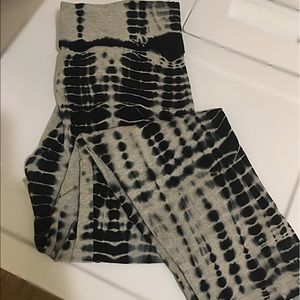 Hard tail Yoga Capri pants